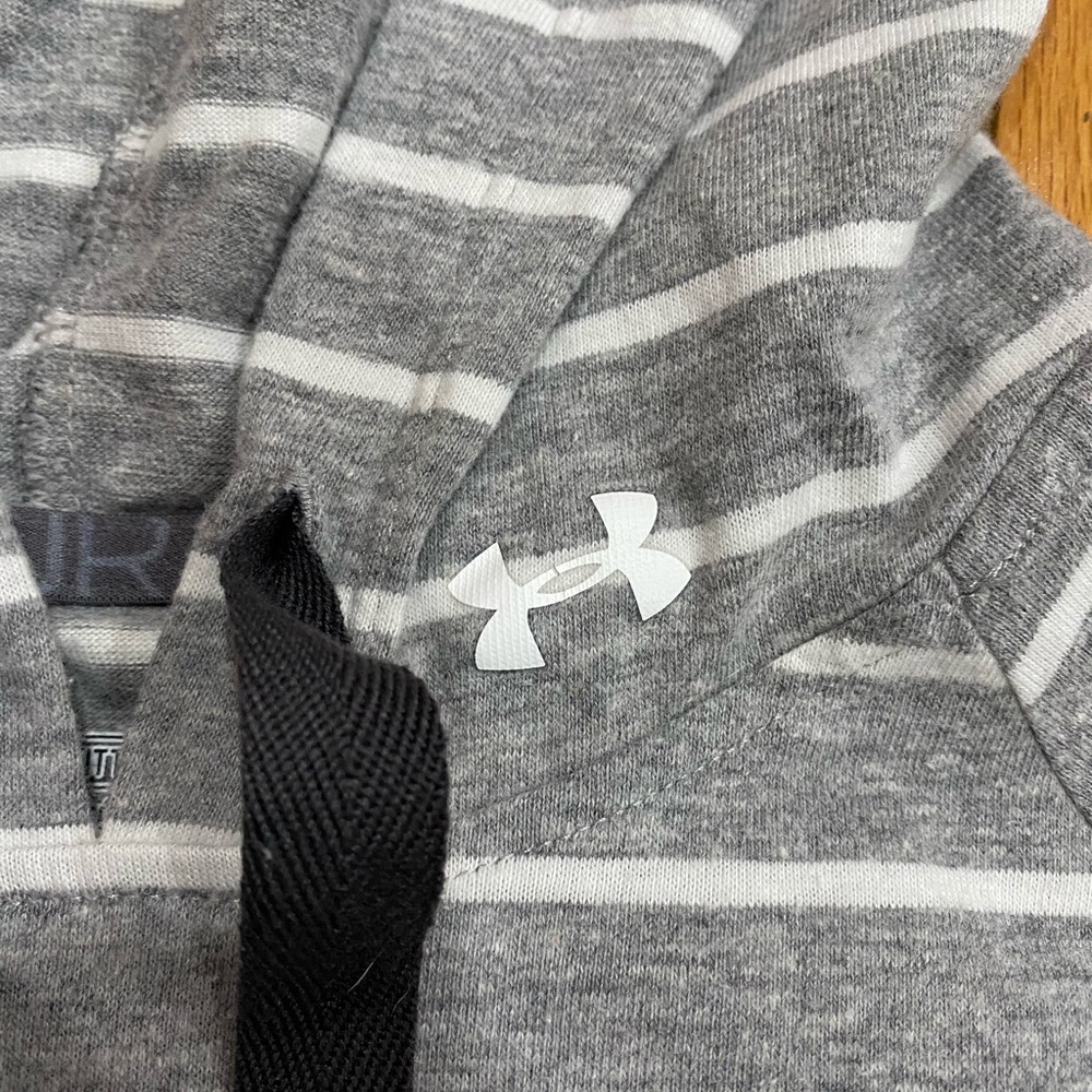 Under Armour hoodie sweatshirt - Picture 3 of 4